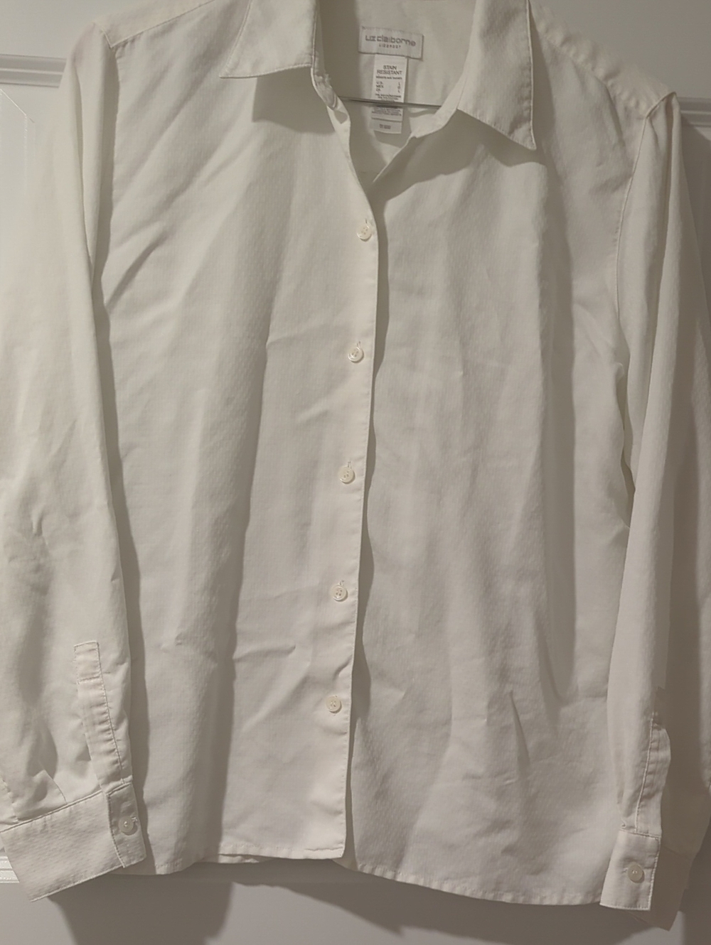 Liz Claiborne White Long-Sleeve Dress Shirt P2P 24 L26